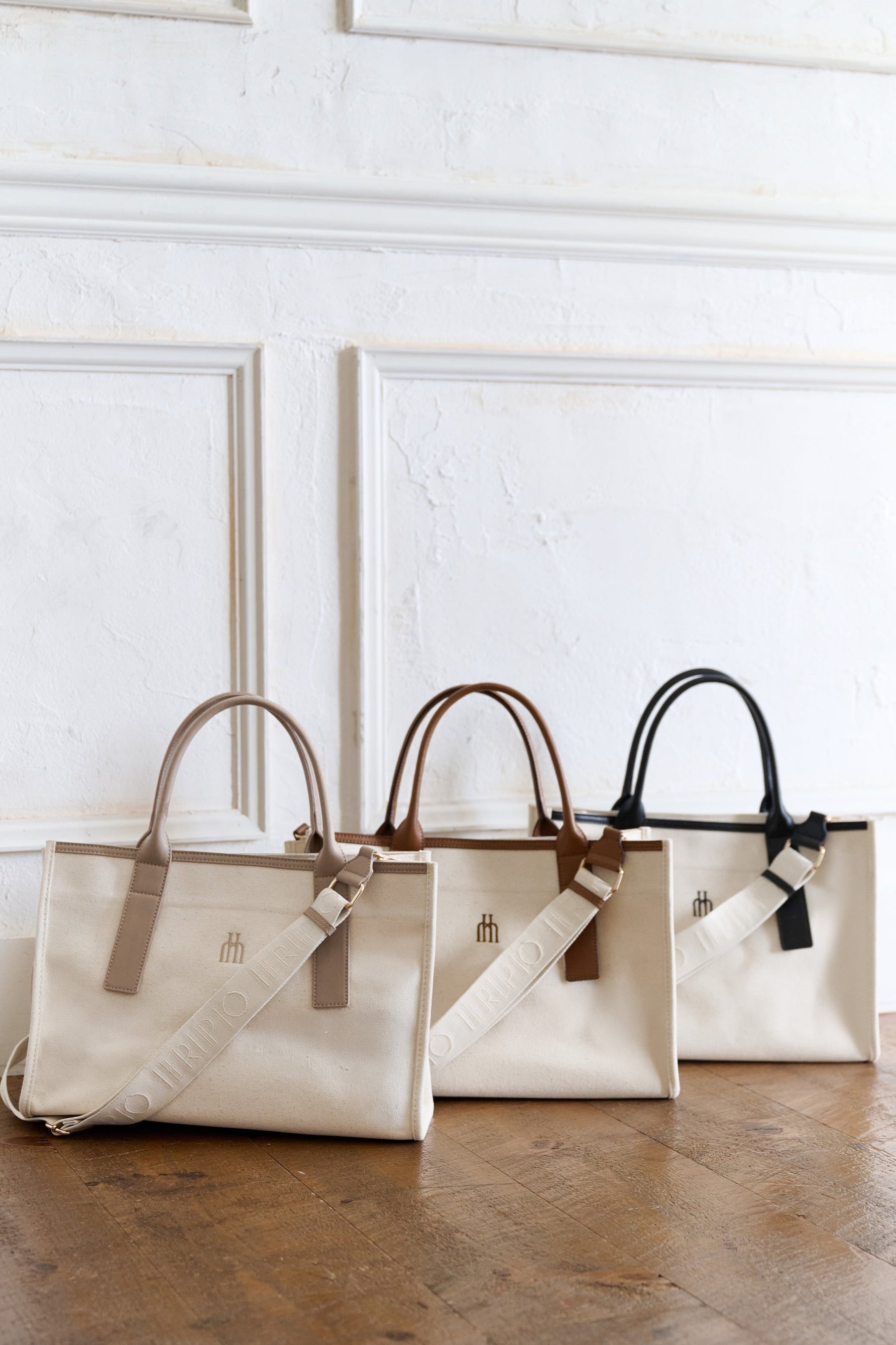 Trois Logo Basic Tote Bag ベージュ