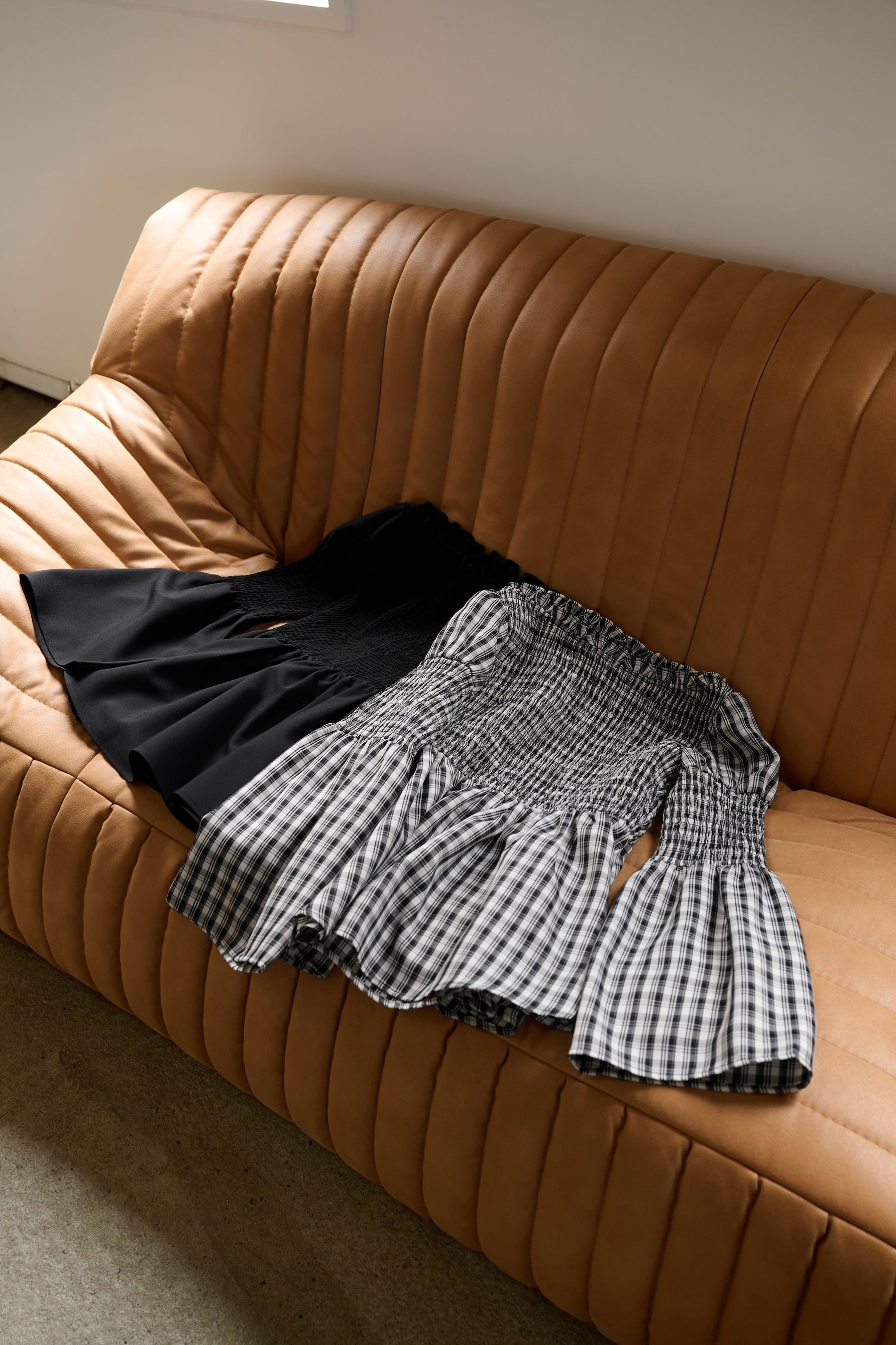 ［Essentia］【新色】Checked Flared Peplum Top