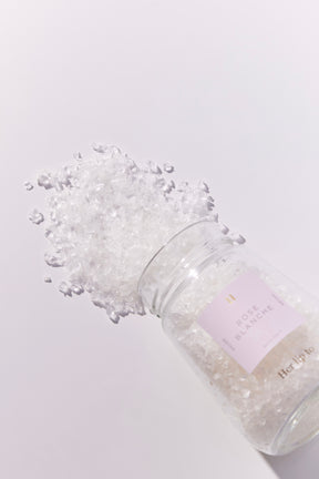 CRYSTAL BATH SALT - ROSE BLANCHE -