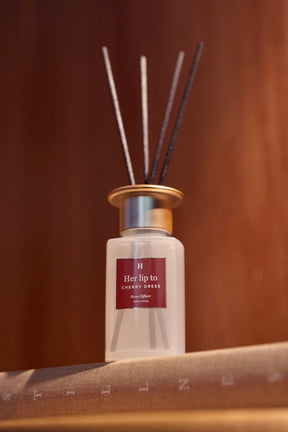 Room Diffuser - CHERRY DRESS -