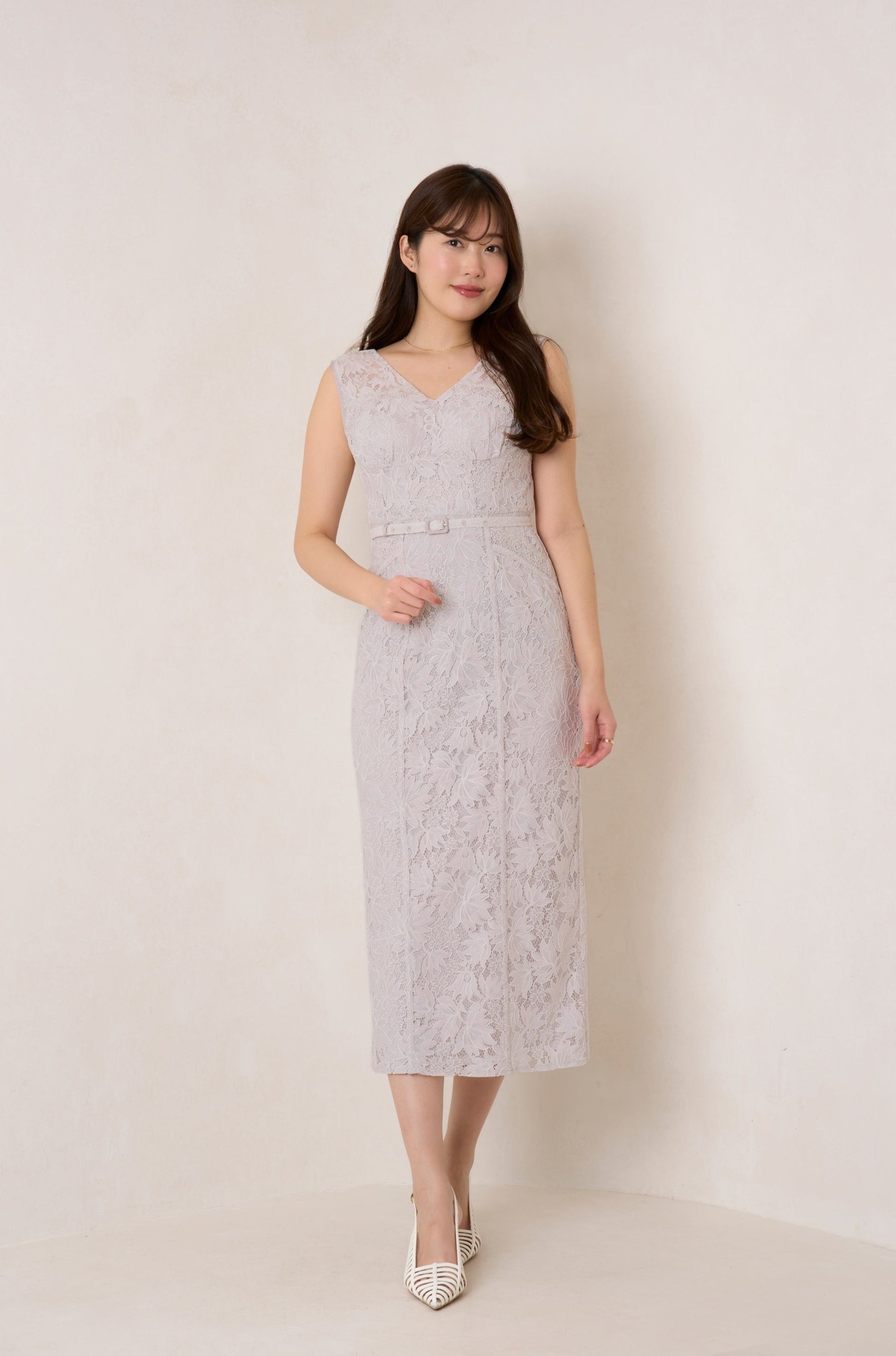 pure white】Waltz Floral Lace Belted Dress