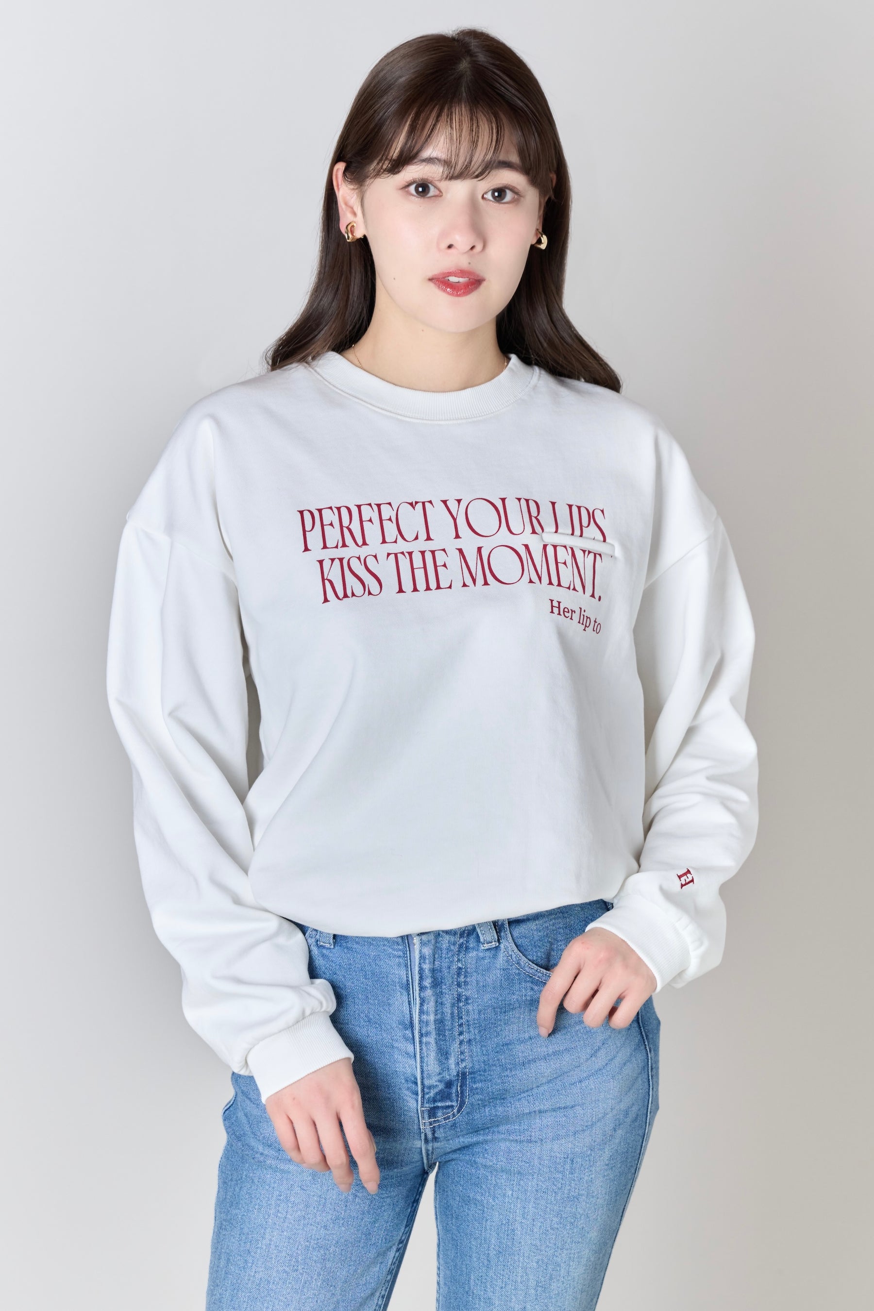LIP TO LOVE SWEATSHIRT