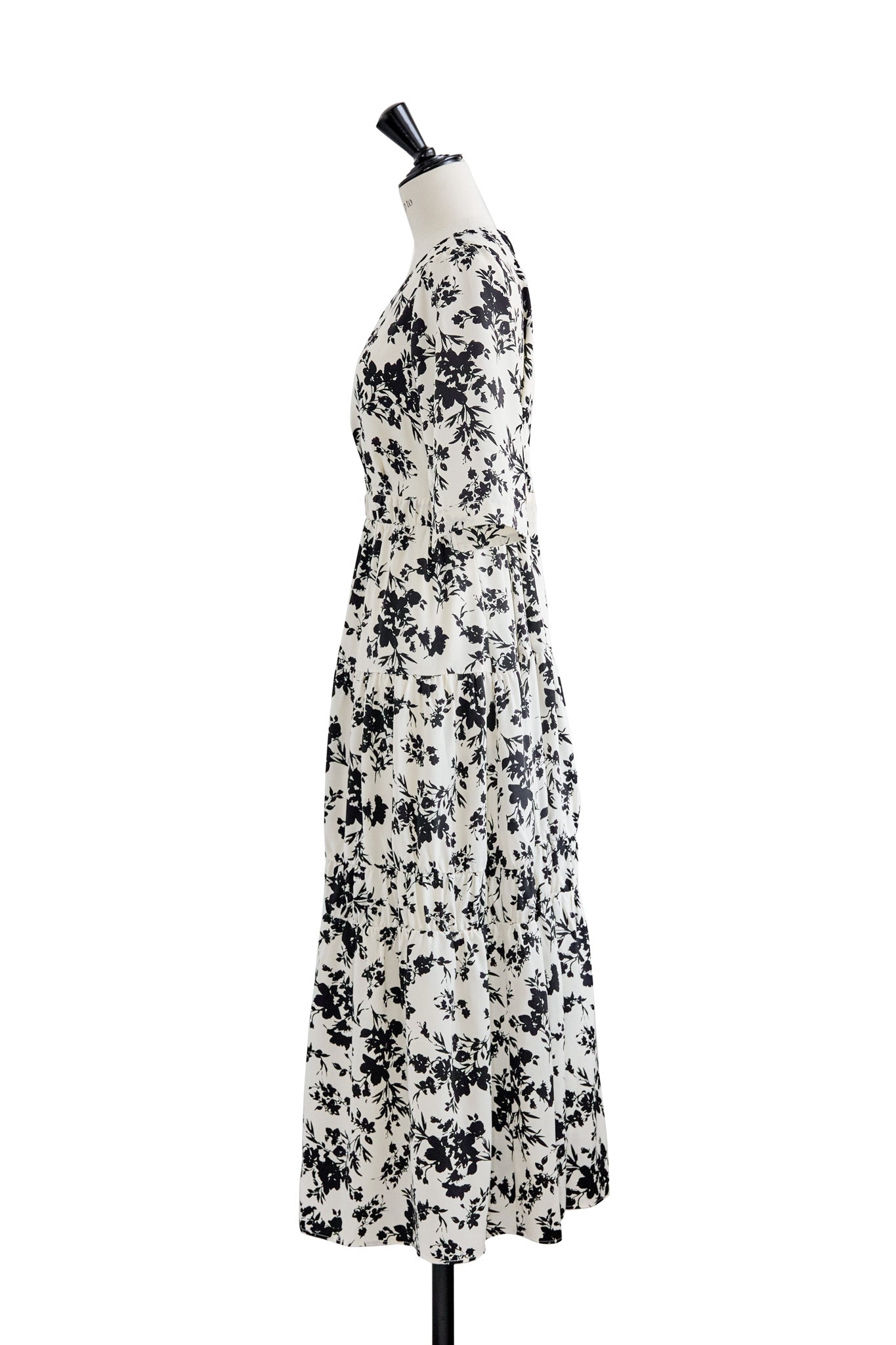 Monotone Floral Slit Sleeve Dress - ロングワンピース