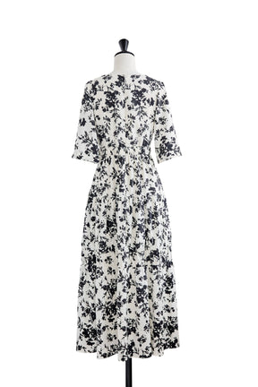Monotone Floral Slit Sleeve Dress