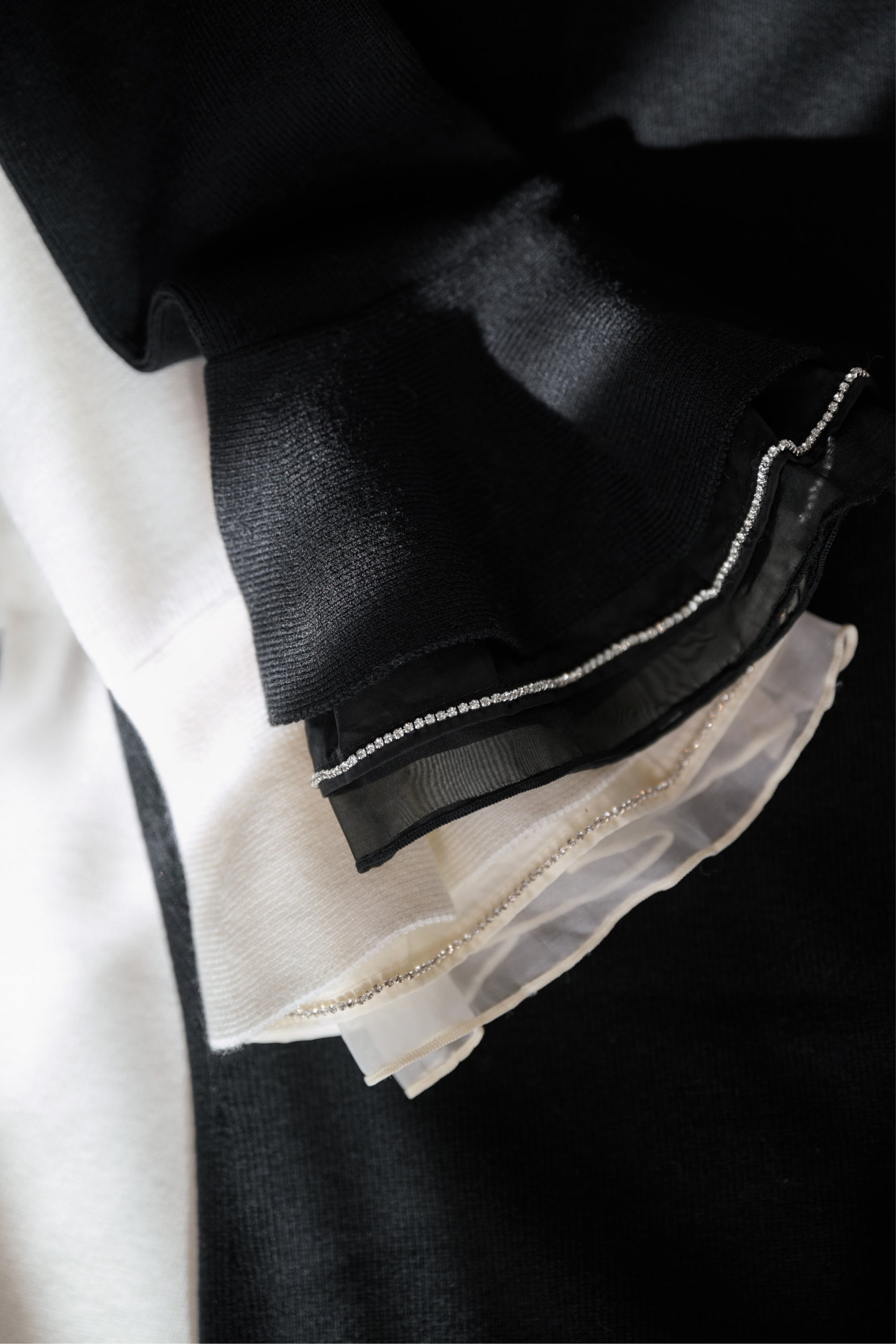 Éclat Flared Sleeve Knit