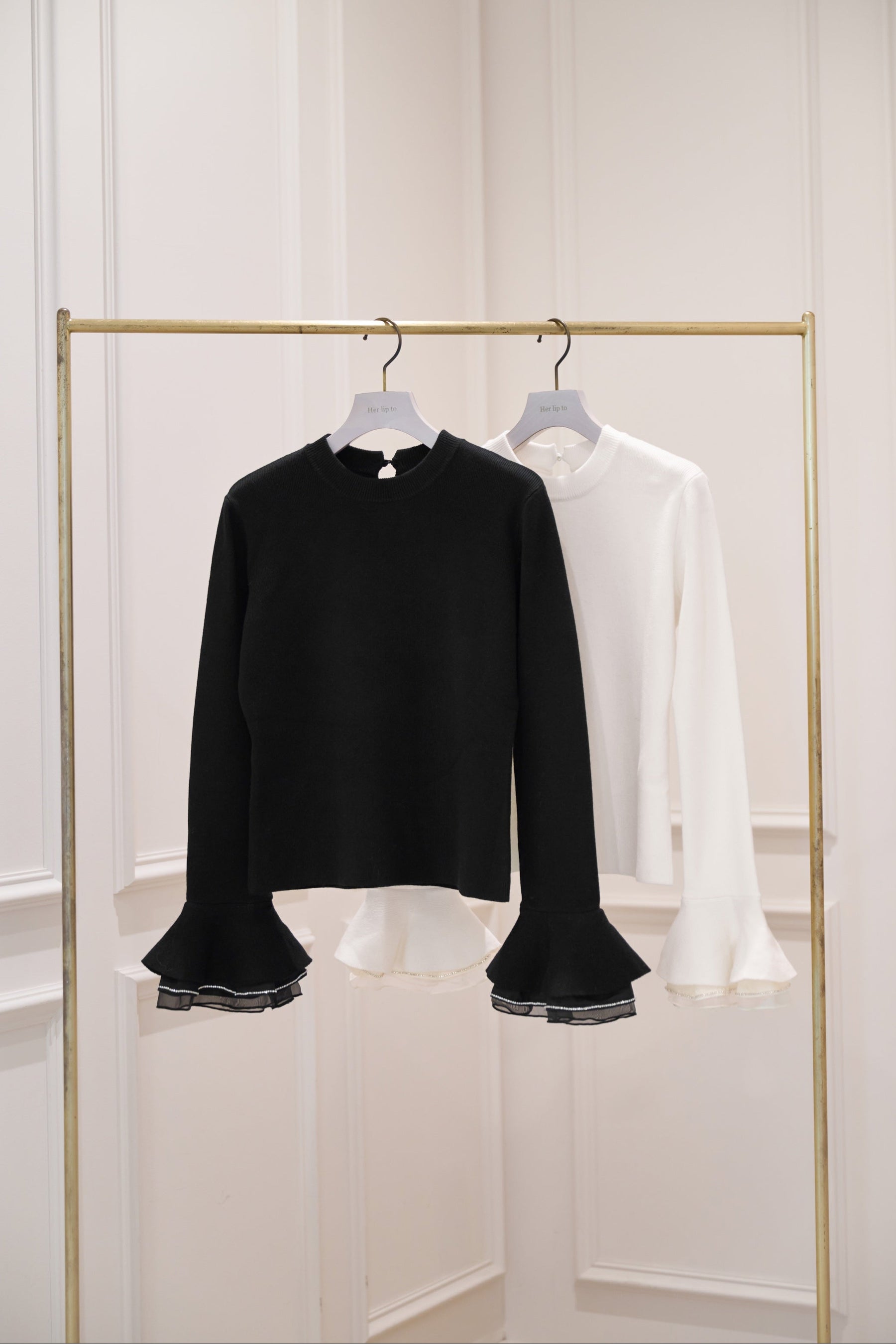 Éclat Flared Sleeve Knit