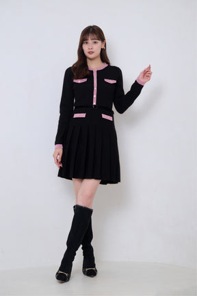 【1月下旬發送】【black / red】Gabrielle Belted Knit Dress