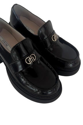 【新色】Trois Logo Loafers