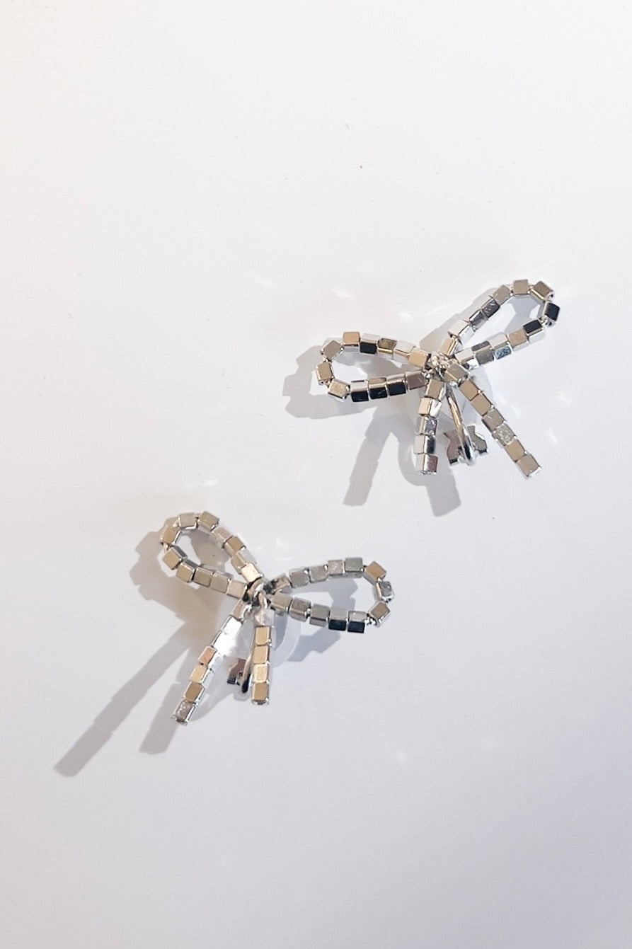 Silver Ribbon Earrings