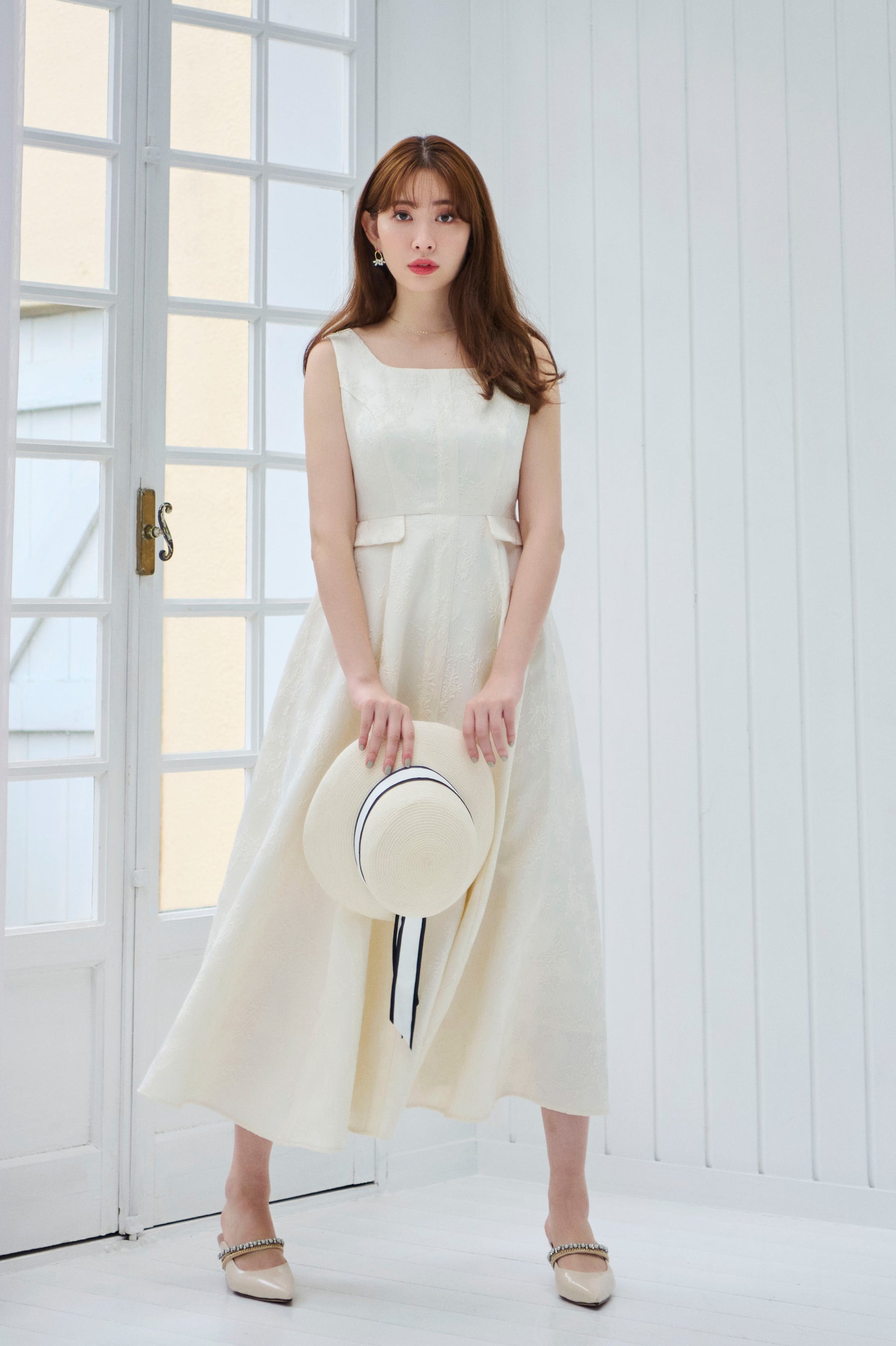 [New color] Classic Floral Jacquard Dress
