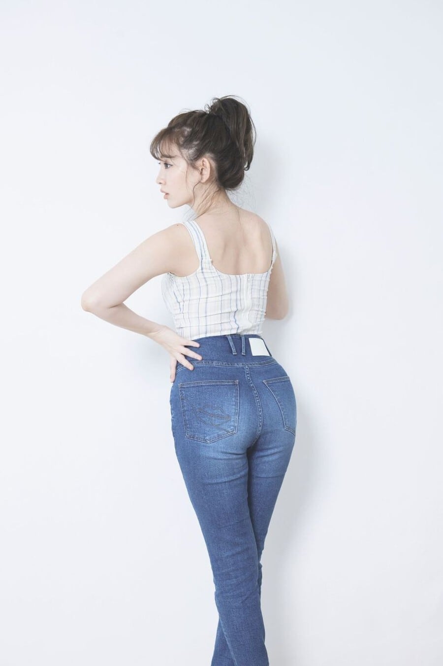 Her lip to Paris High Rise Jeans 25-