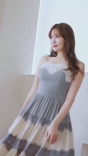 【新色】Isa Tiered Lace Cami Dress