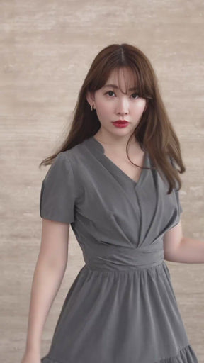 [Shipping in late August] Tucked Gathered Shirt Dress