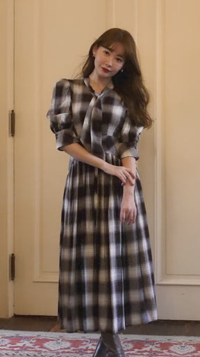 【9月中旬発送】Chelsea Checked Tie Dress