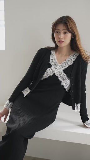 【10月下旬発送】［Essentia］Lace-Trimmed Knit Dress Set