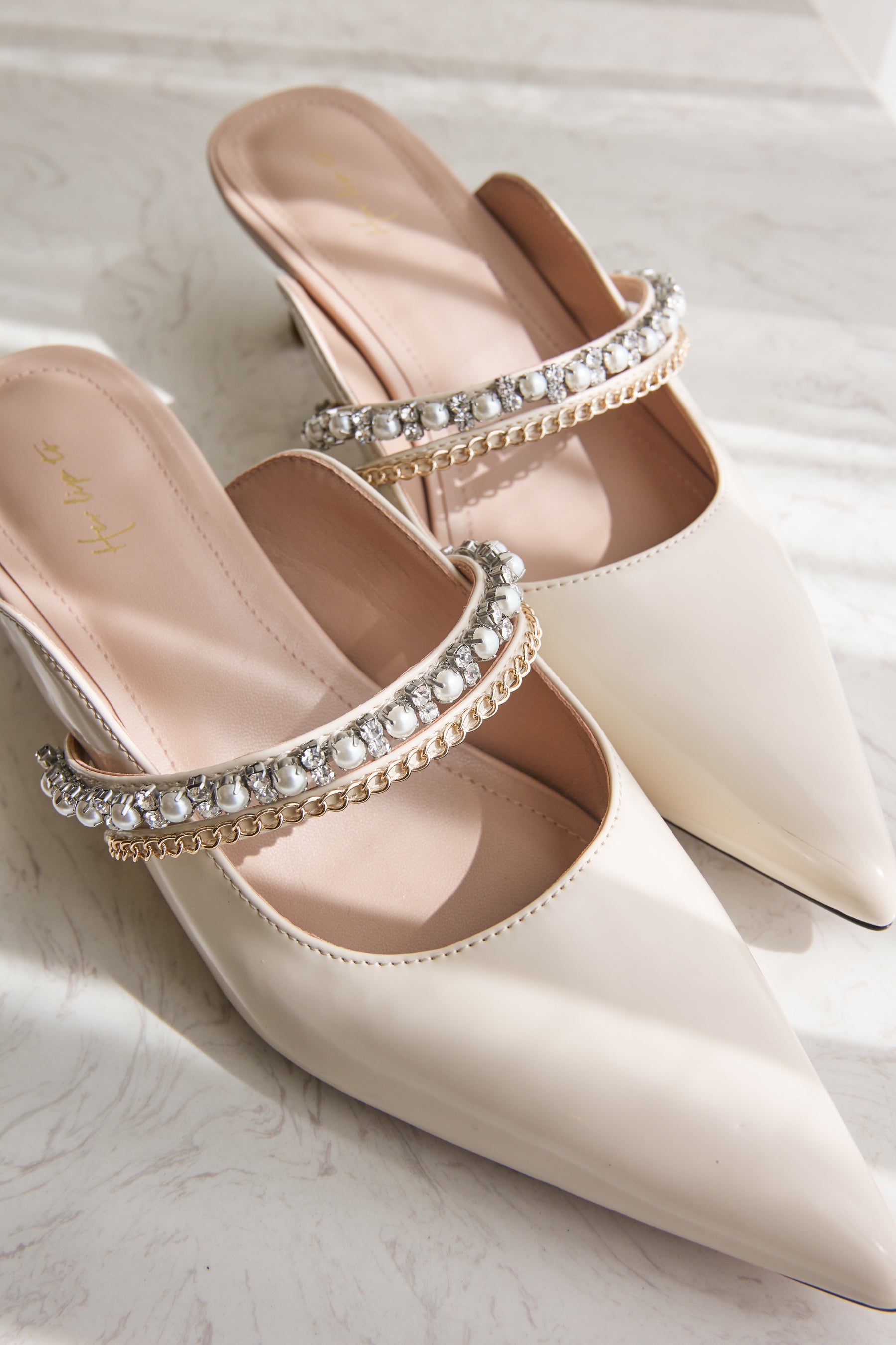 【新品未使用】herlipto A New Day Mules 37