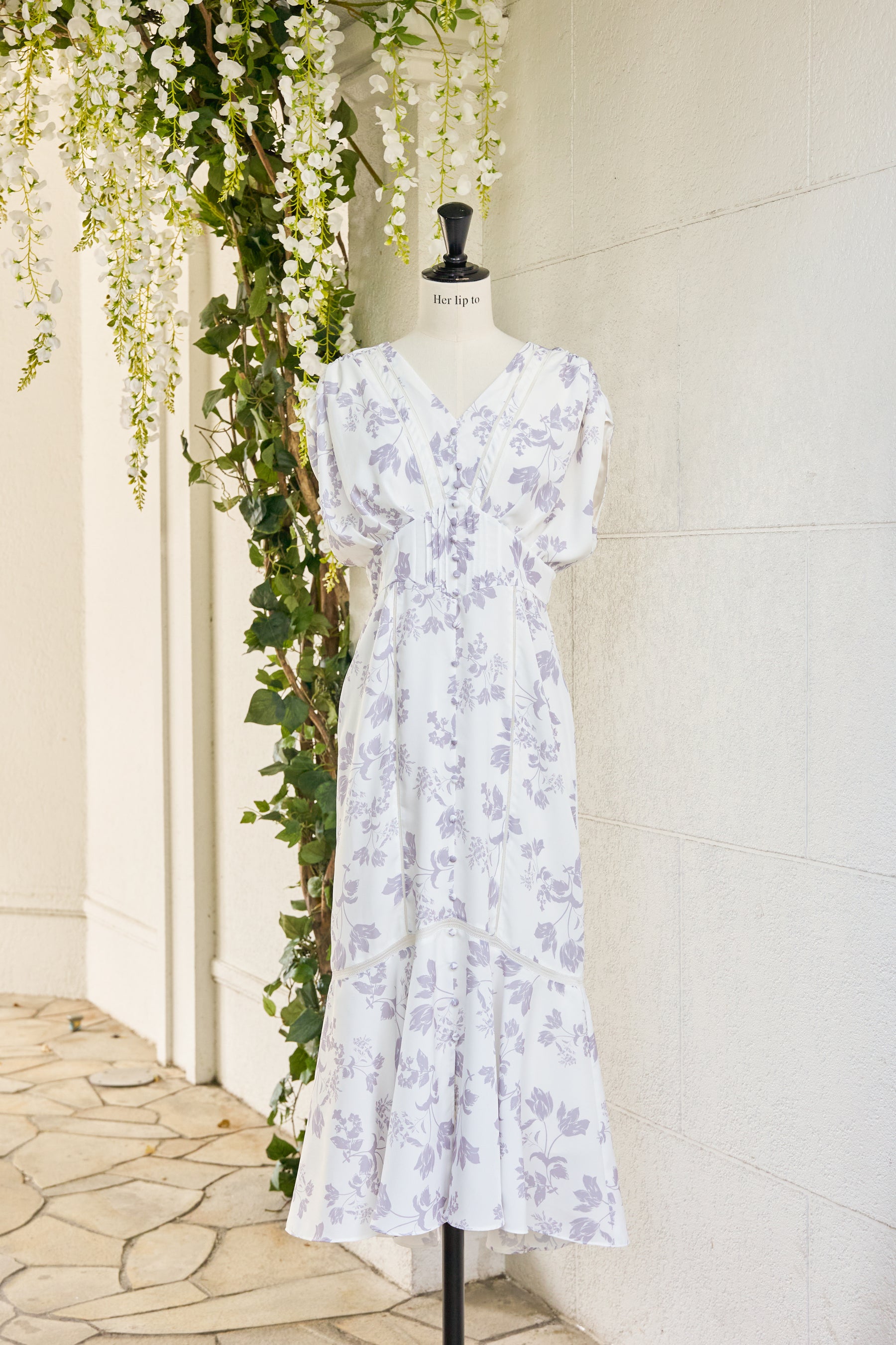 ☆セール 新品 her lip to Royal Garden Floral Dress | www.chezmoiny.com