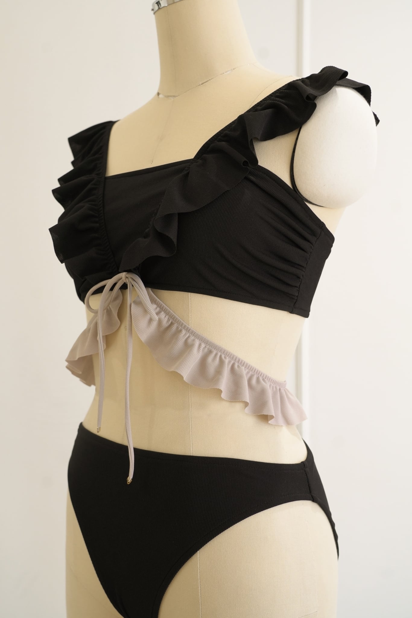 Two-Tone Frill Swimwear